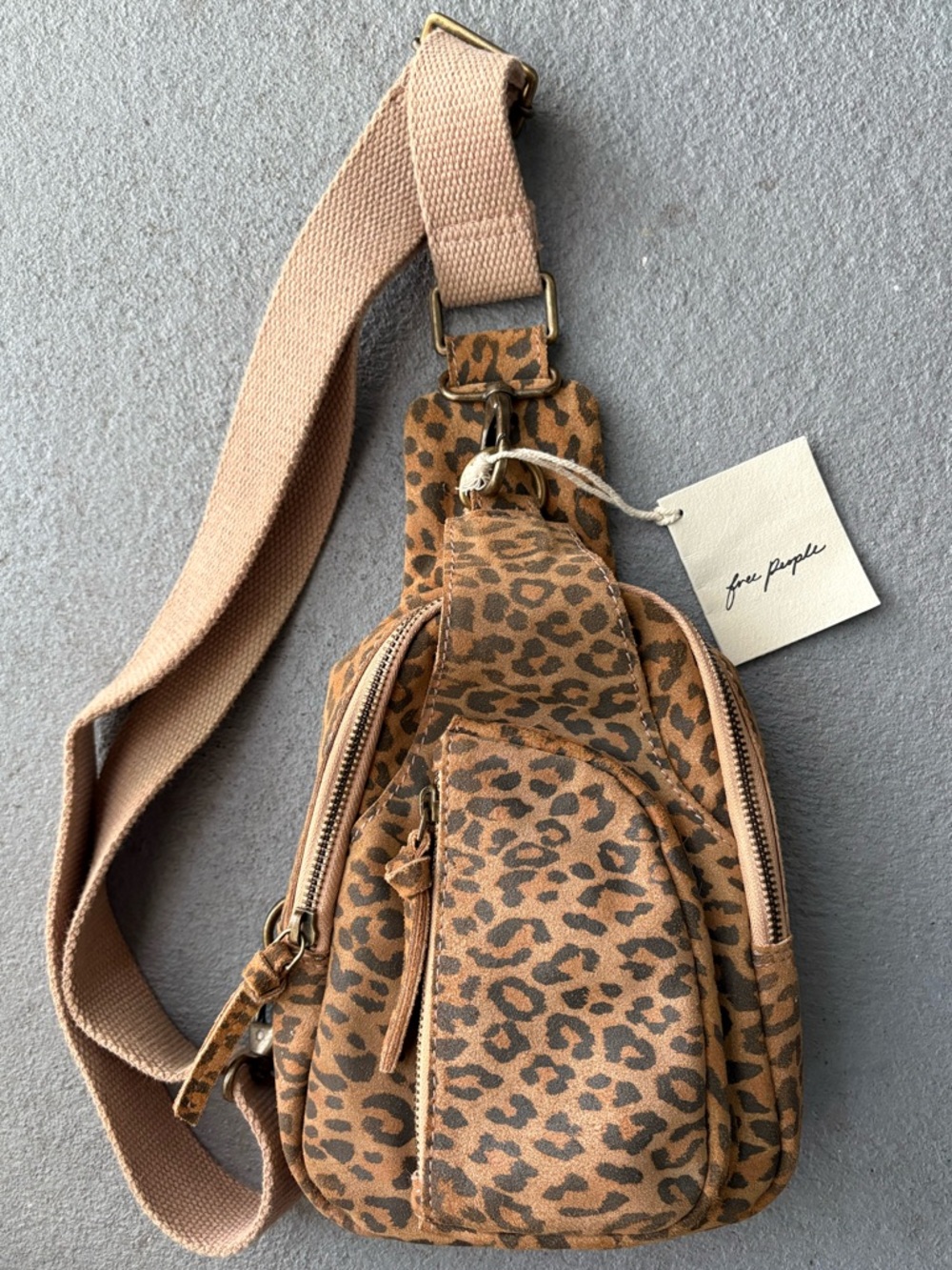 Free People Hudson Sling- Leopard 🔥